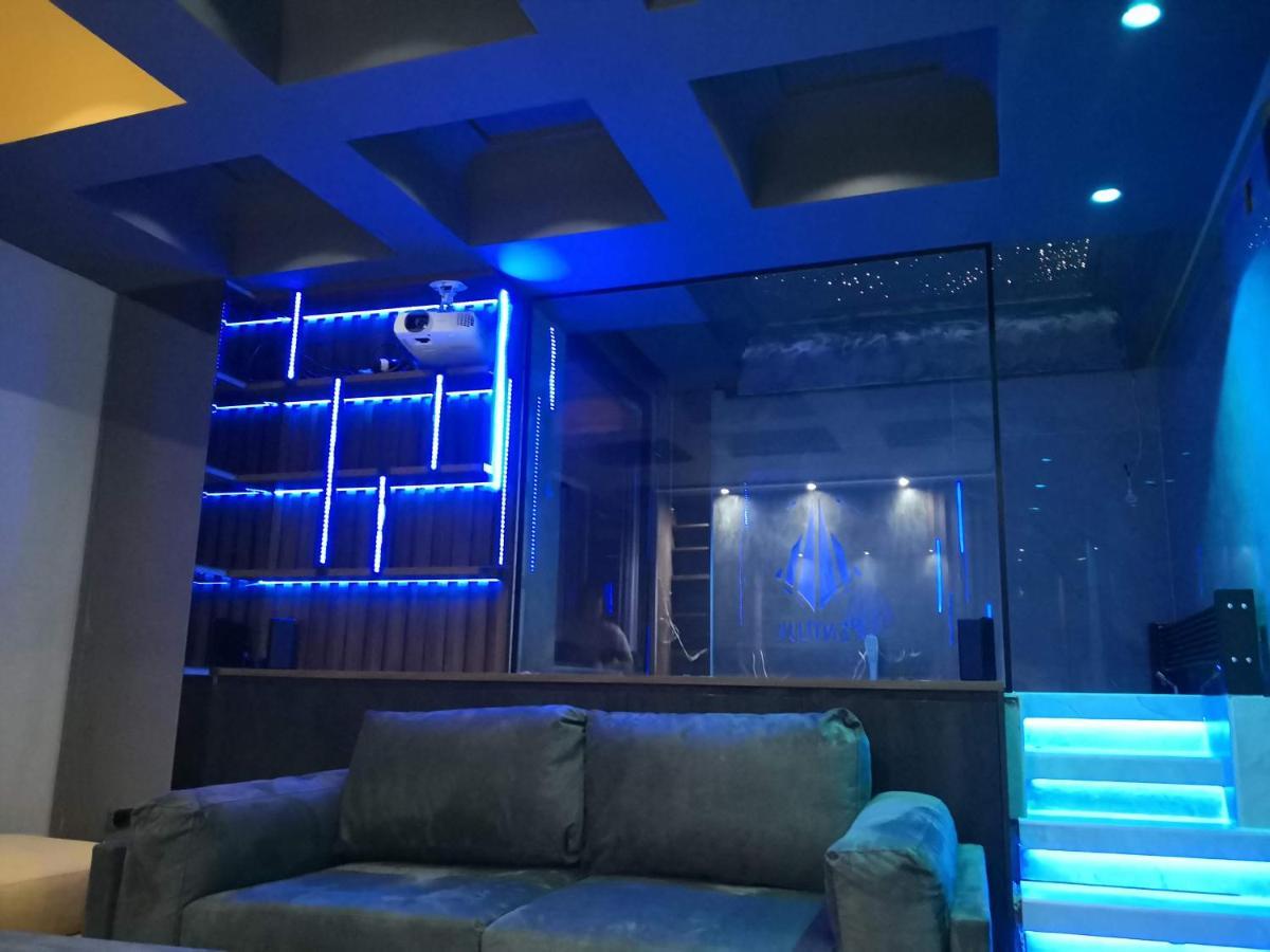 Pentlux - Spa Penthouse In The Heart Of Скопье Экстерьер фото