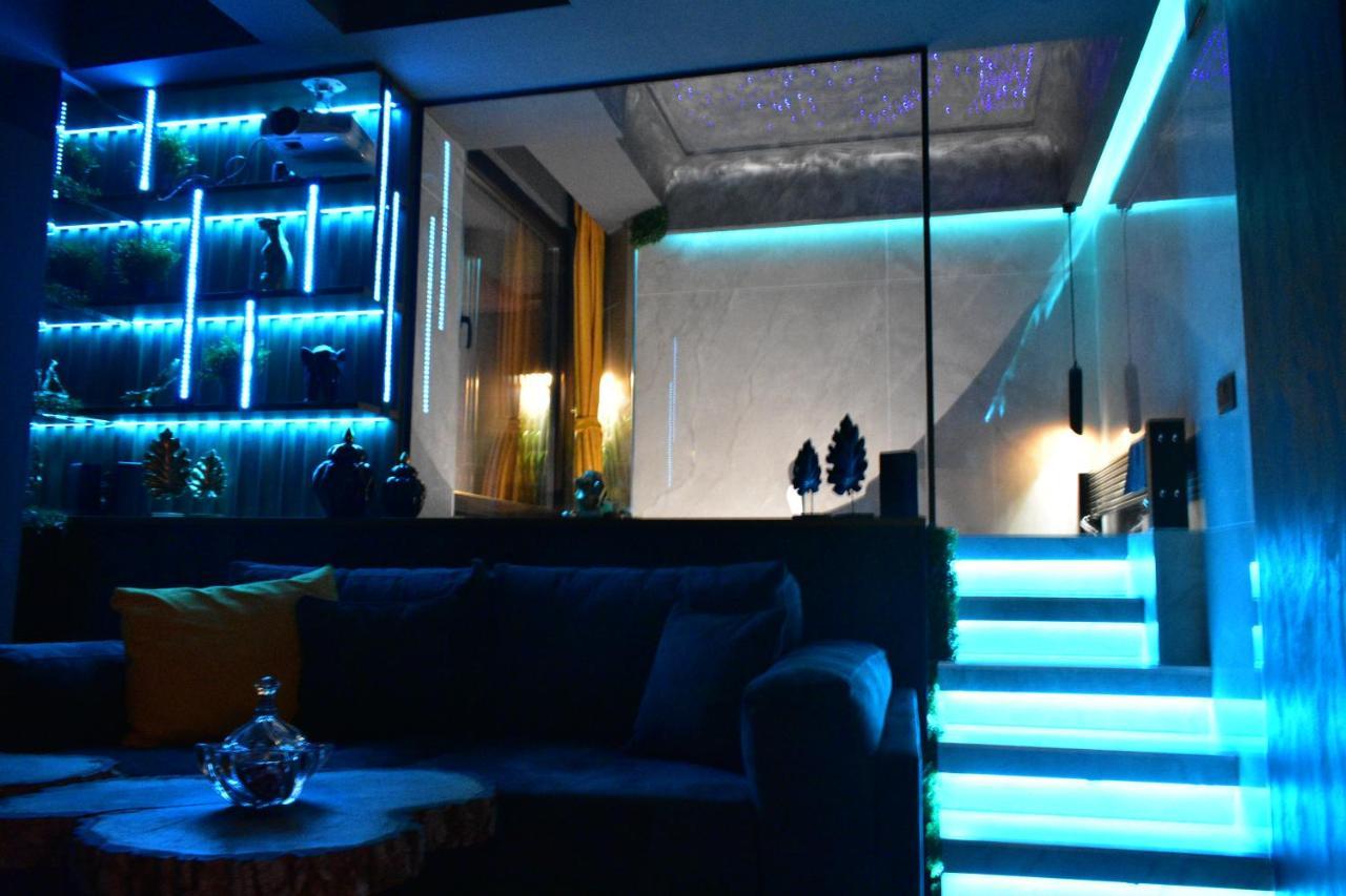 Pentlux - Spa Penthouse In The Heart Of Скопье Экстерьер фото