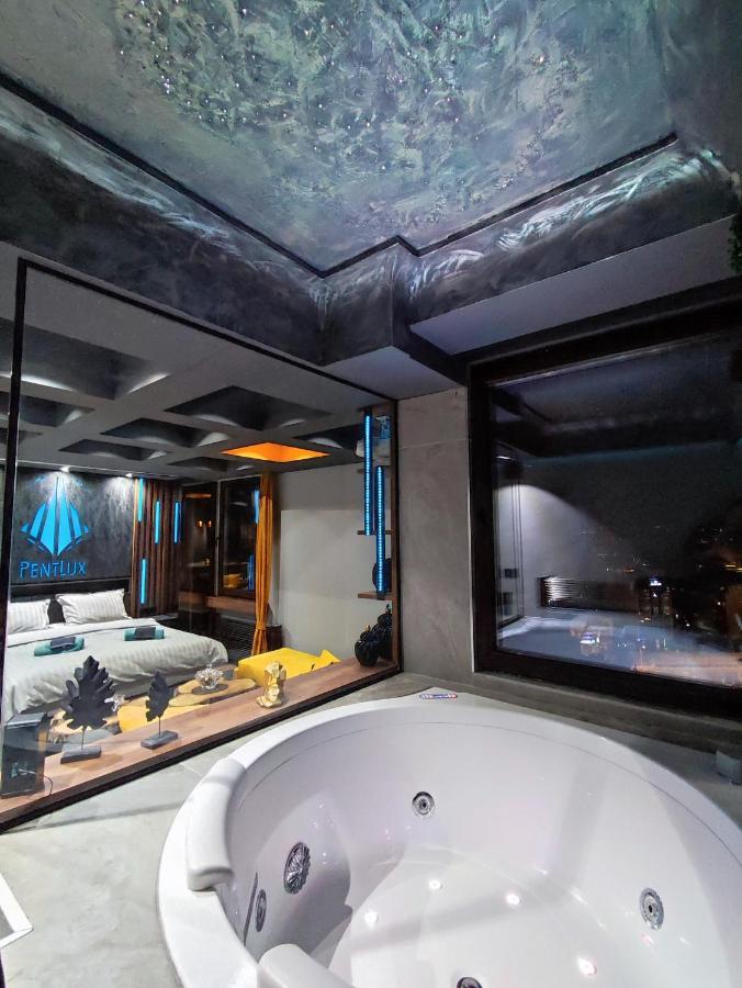 Pentlux - Spa Penthouse In The Heart Of Скопье Экстерьер фото