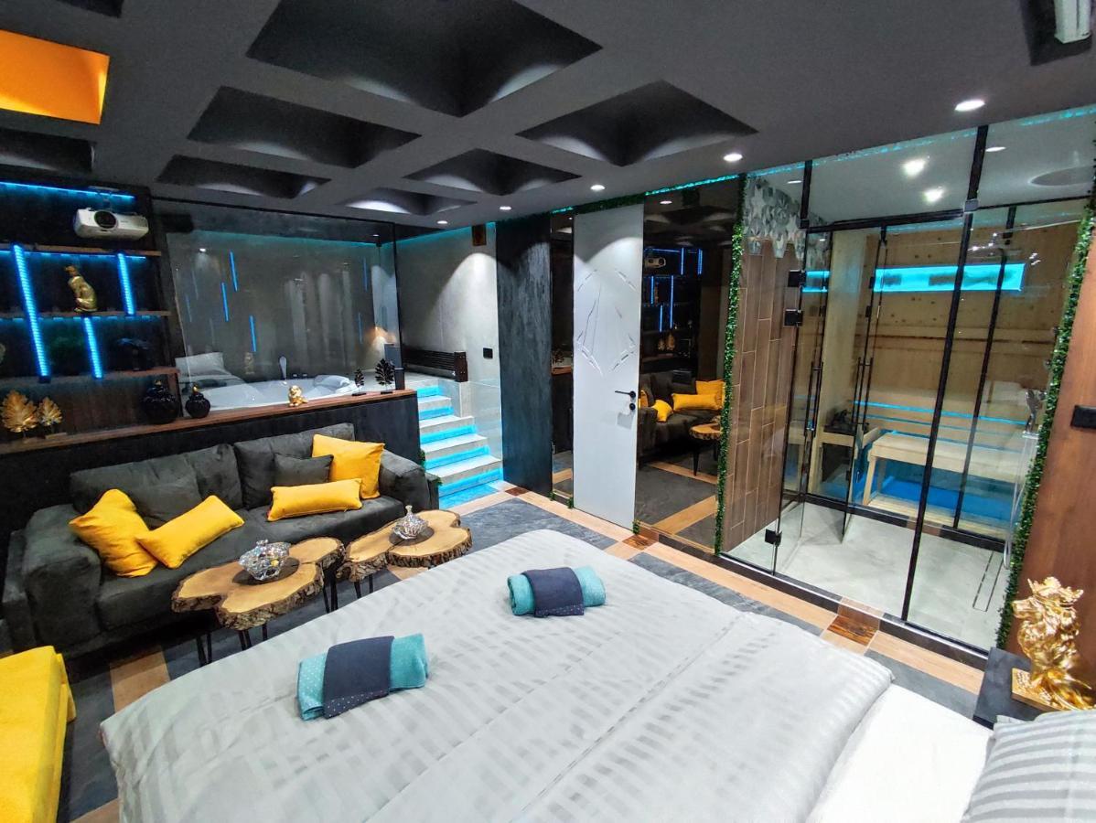 Pentlux - Spa Penthouse In The Heart Of Скопье Экстерьер фото