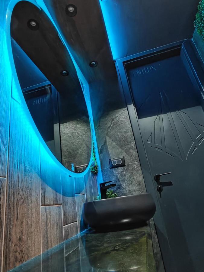 Pentlux - Spa Penthouse In The Heart Of Скопье Экстерьер фото