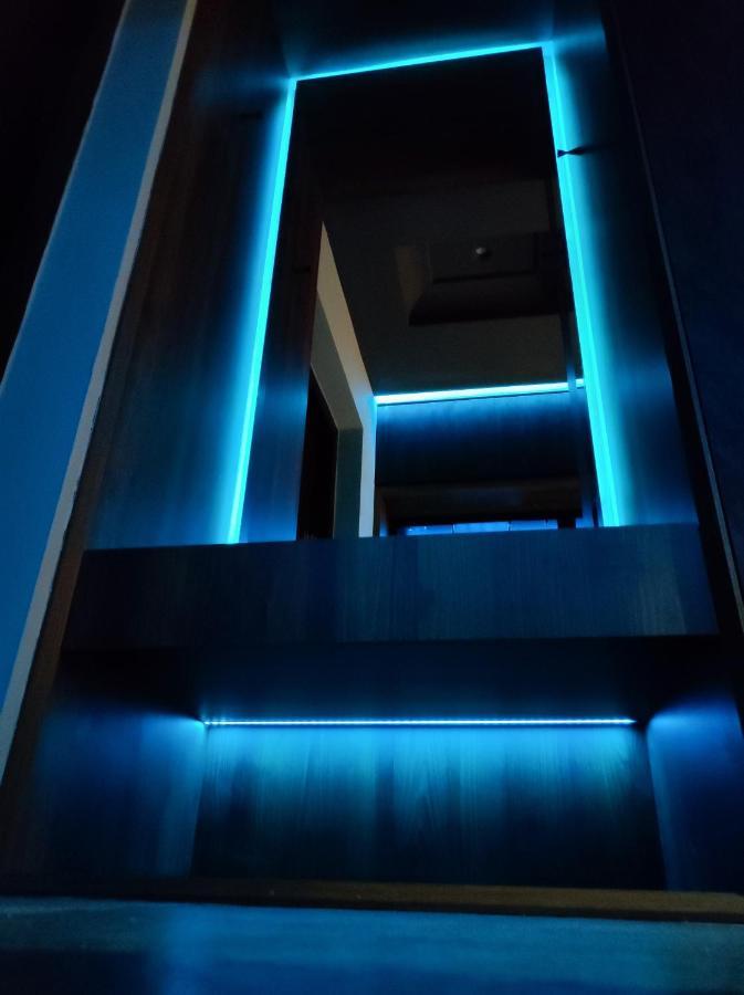 Pentlux - Spa Penthouse In The Heart Of Скопье Экстерьер фото